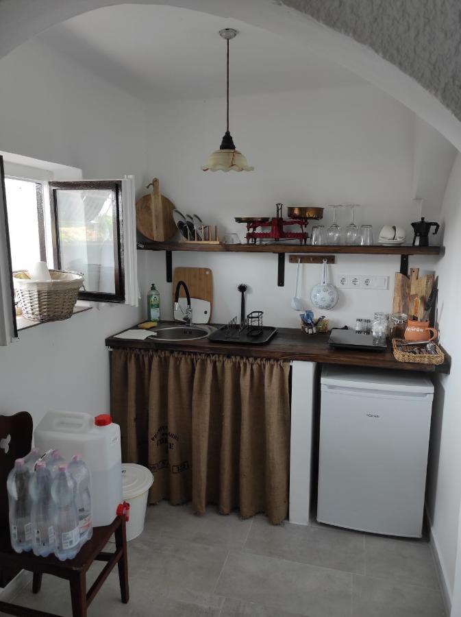 Kisház a szőlőhegyen Apartamento Balatonakali Exterior foto