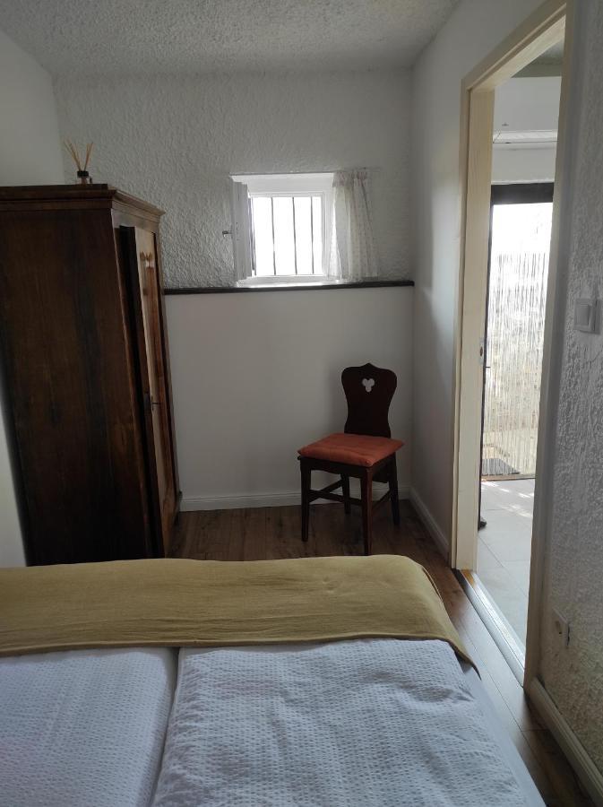 Kisház a szőlőhegyen Apartamento Balatonakali Exterior foto